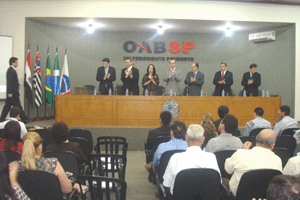 http://www.toledoprudente.edu.br/sistemas/imagens/noticias/jornadapd2008capa.gif